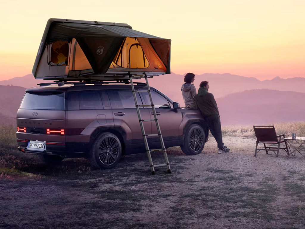 Santa Fe PHEV camping