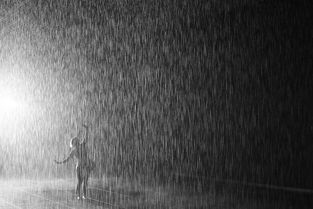 Hyundai_Lacma_rain_room_640x427