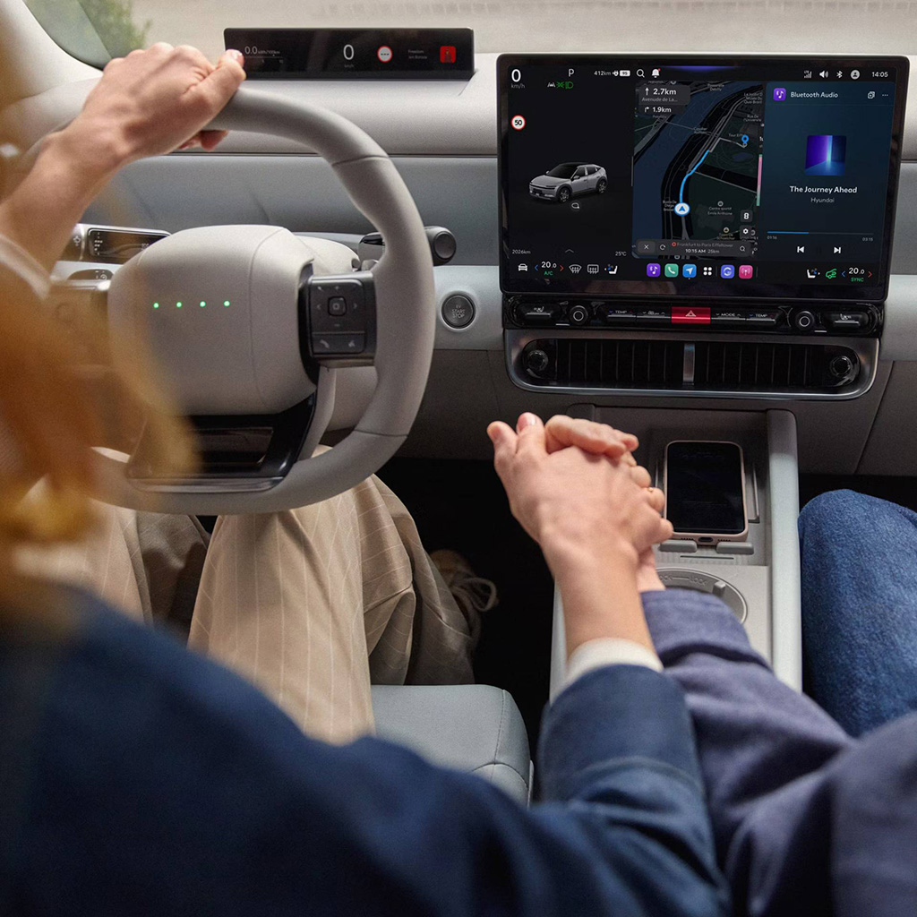 IONIQ 3 sisätila, käytössä Gleo AI -avustaja