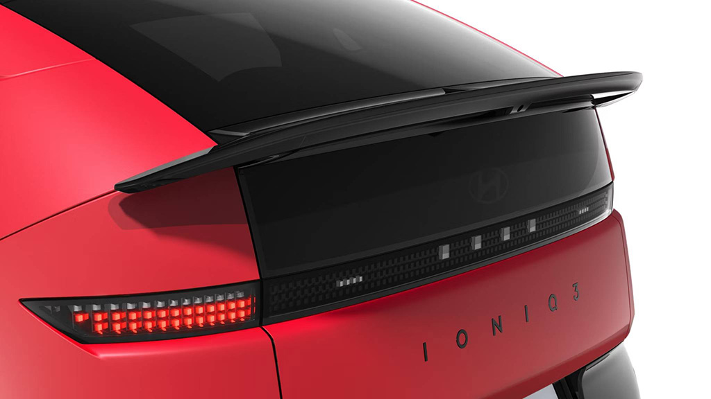 Lähikuvassa Hyundai IONIQ 3 N Line:n takaspoileri