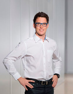 thierry-neuville_131105_