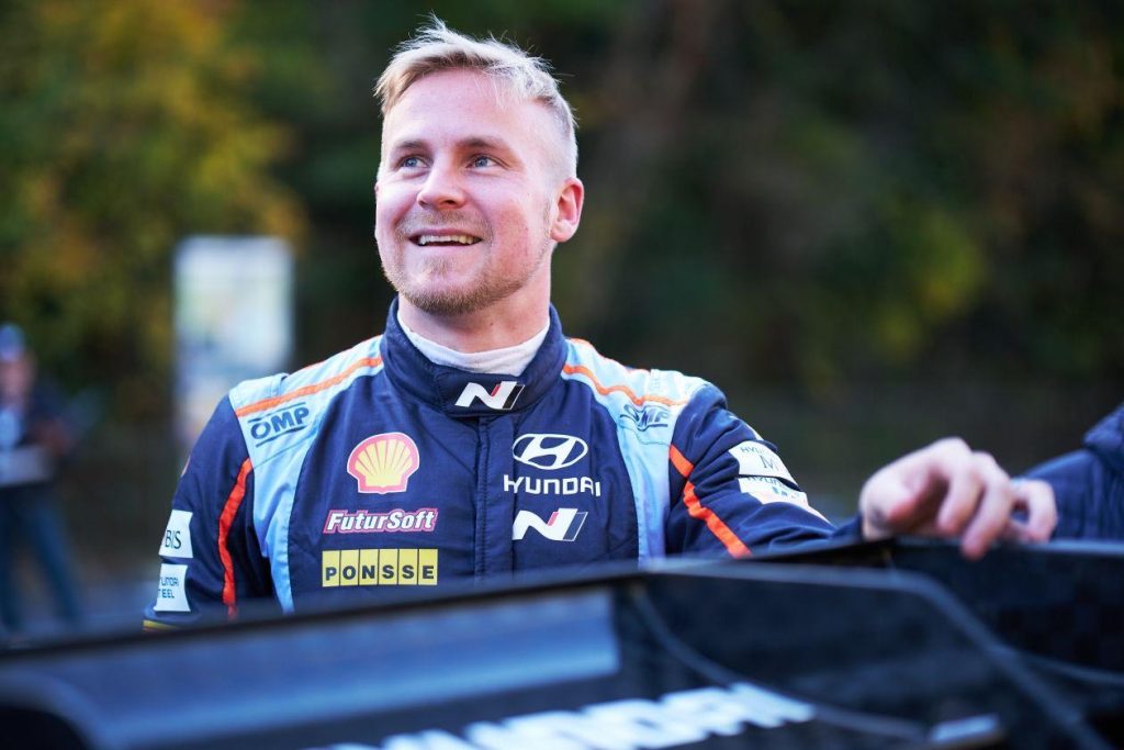 Esapekka Lappi ajaa Hyundain WRC-autolla 2024